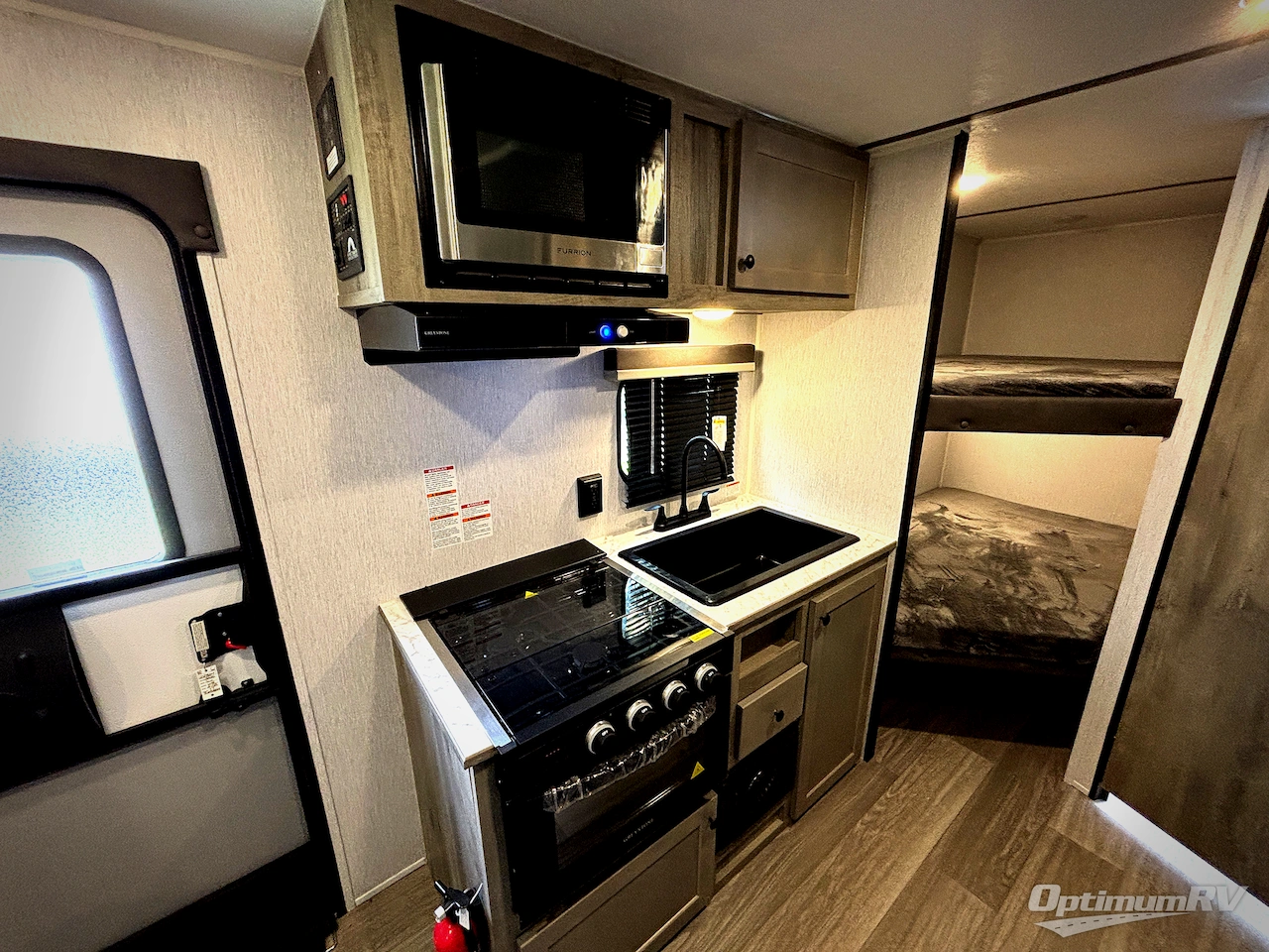 2026 Sunset Park Sun Lite LTD 21DB Photo 9