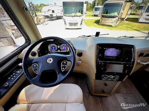 2020 Tiffin Allegro Breeze 33 BR RV Photo 2