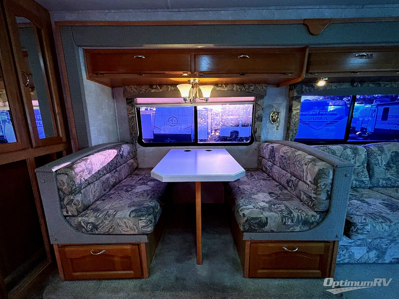 2004 Forest River Georgetown 346DS Photo 12