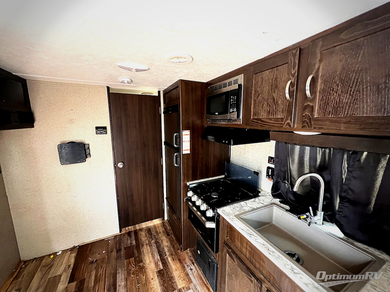2019 Keystone Springdale 2450RB Photo 4