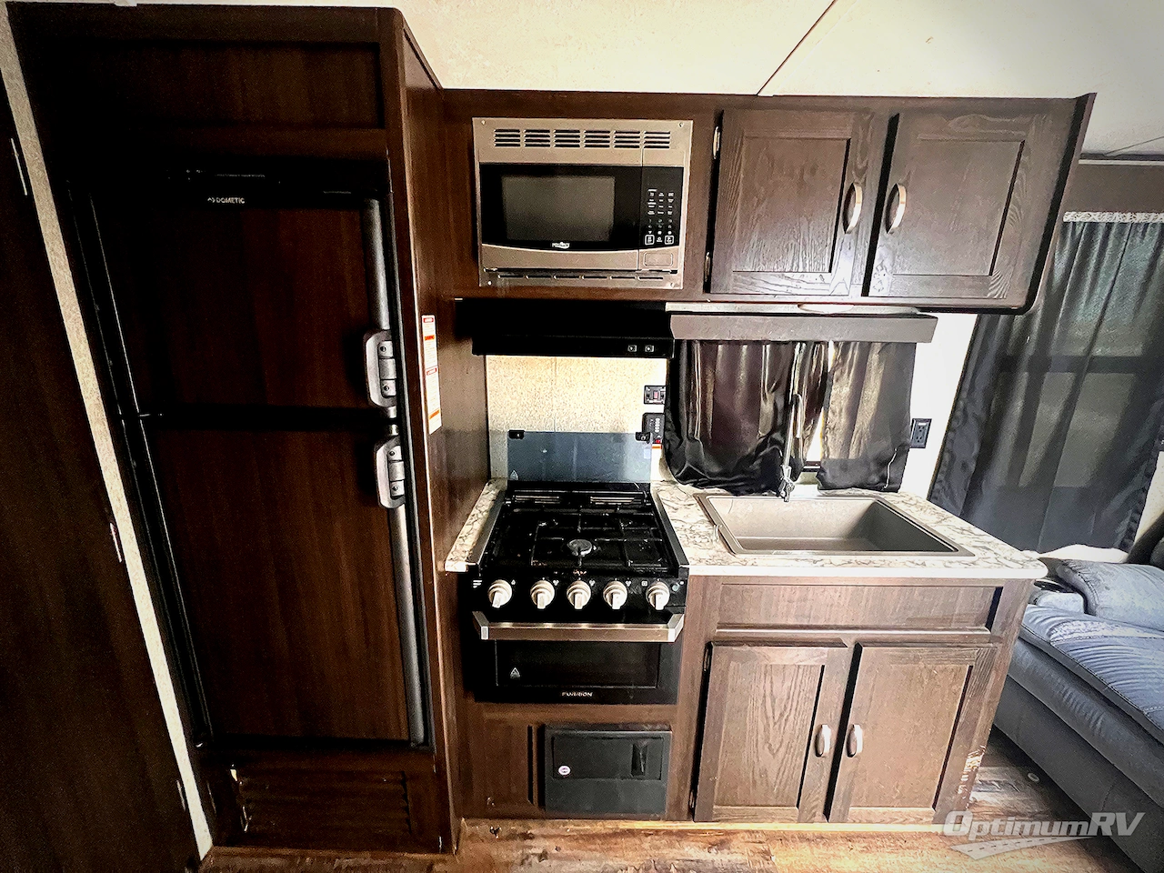 2019 Keystone Springdale 2450RB Photo 6