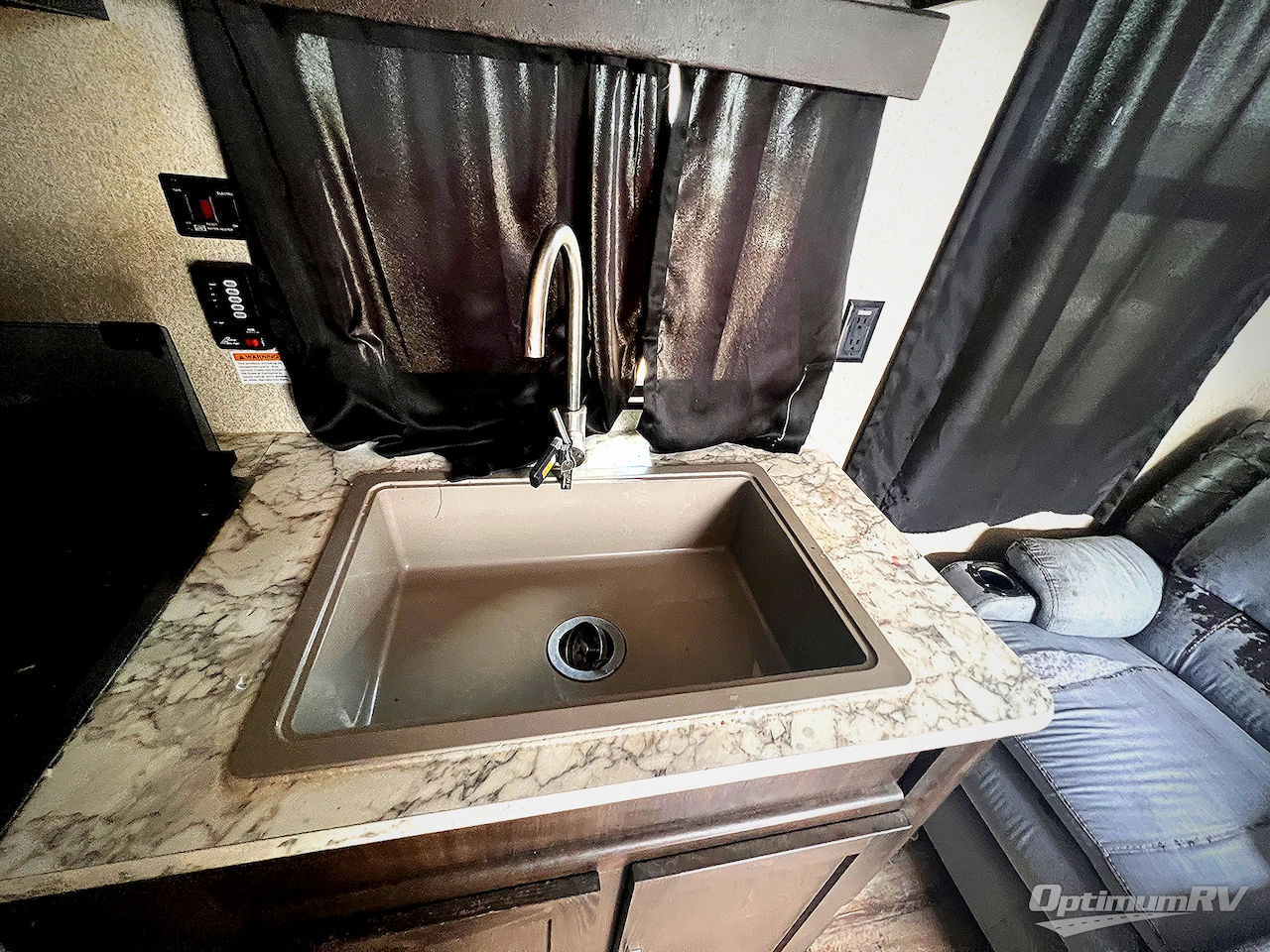 2019 Keystone Springdale 2450RB Photo 7