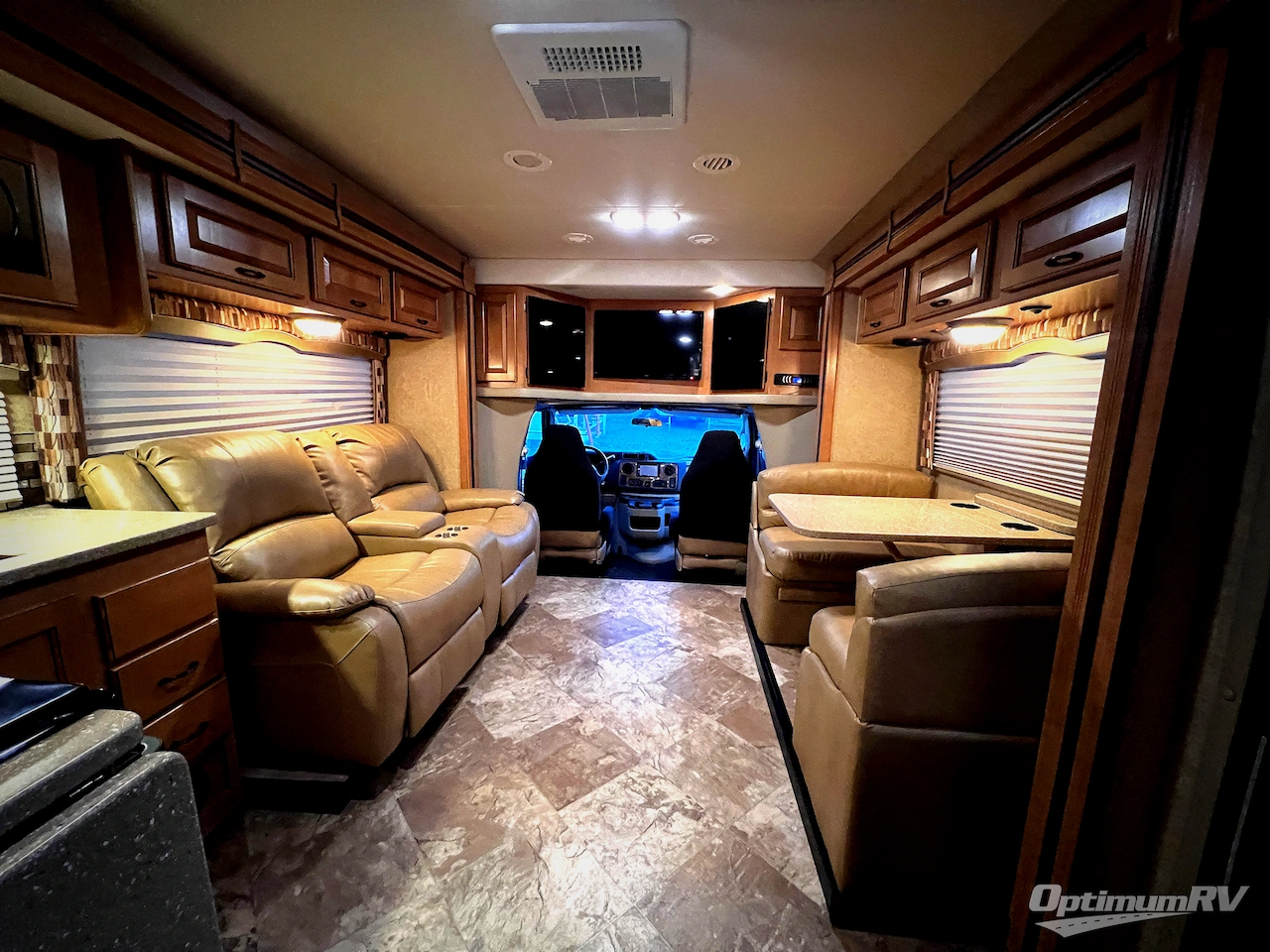 2015 Thor Citation 29TB Photo 5