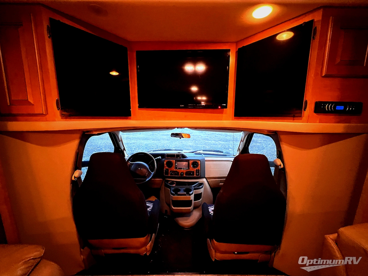 2015 Thor Citation 29TB Photo 9