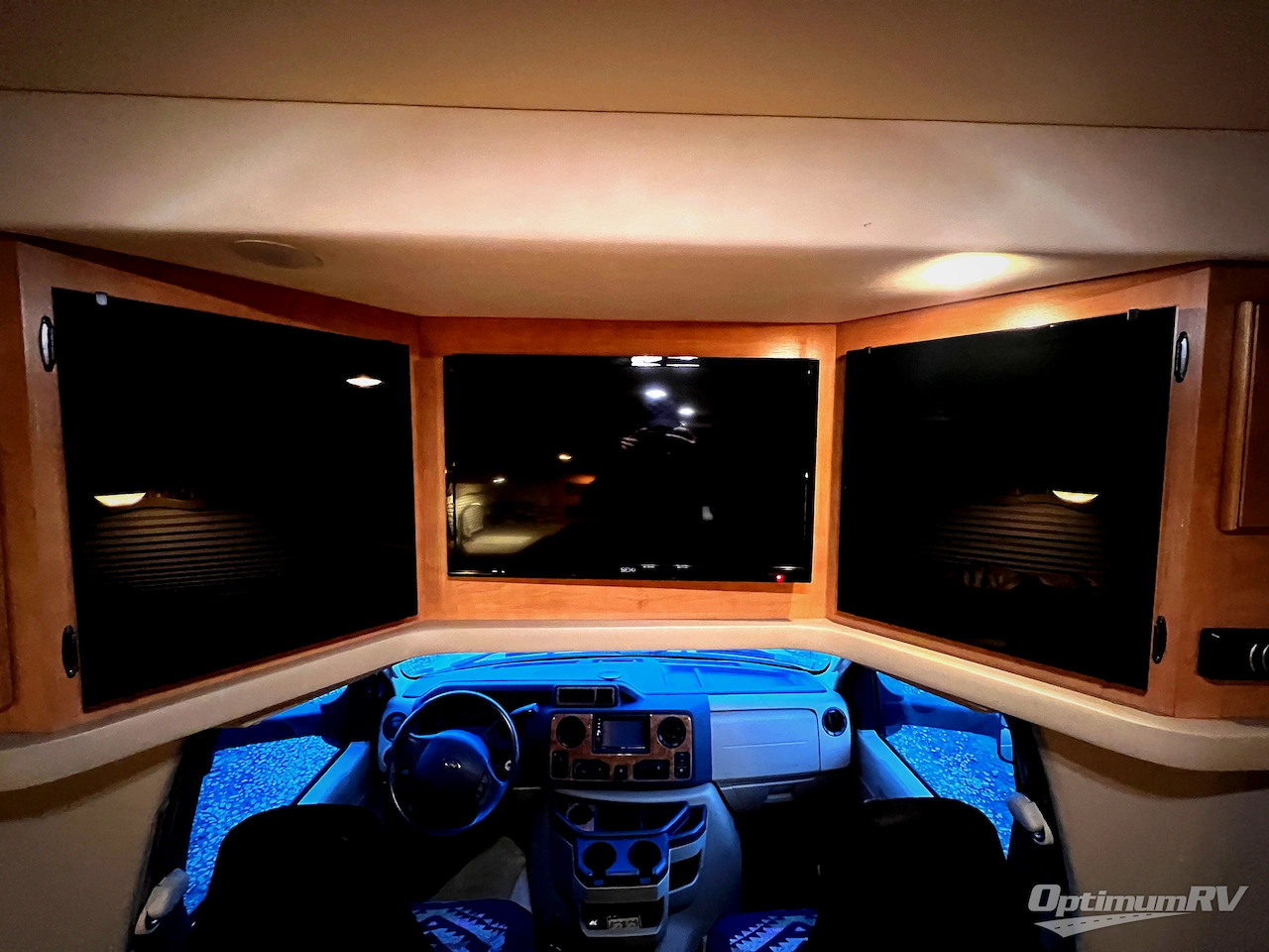 2015 Thor Citation 29TB Photo 10