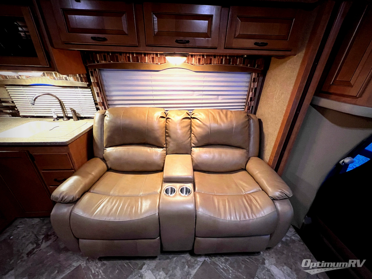 2015 Thor Citation 29TB Photo 13