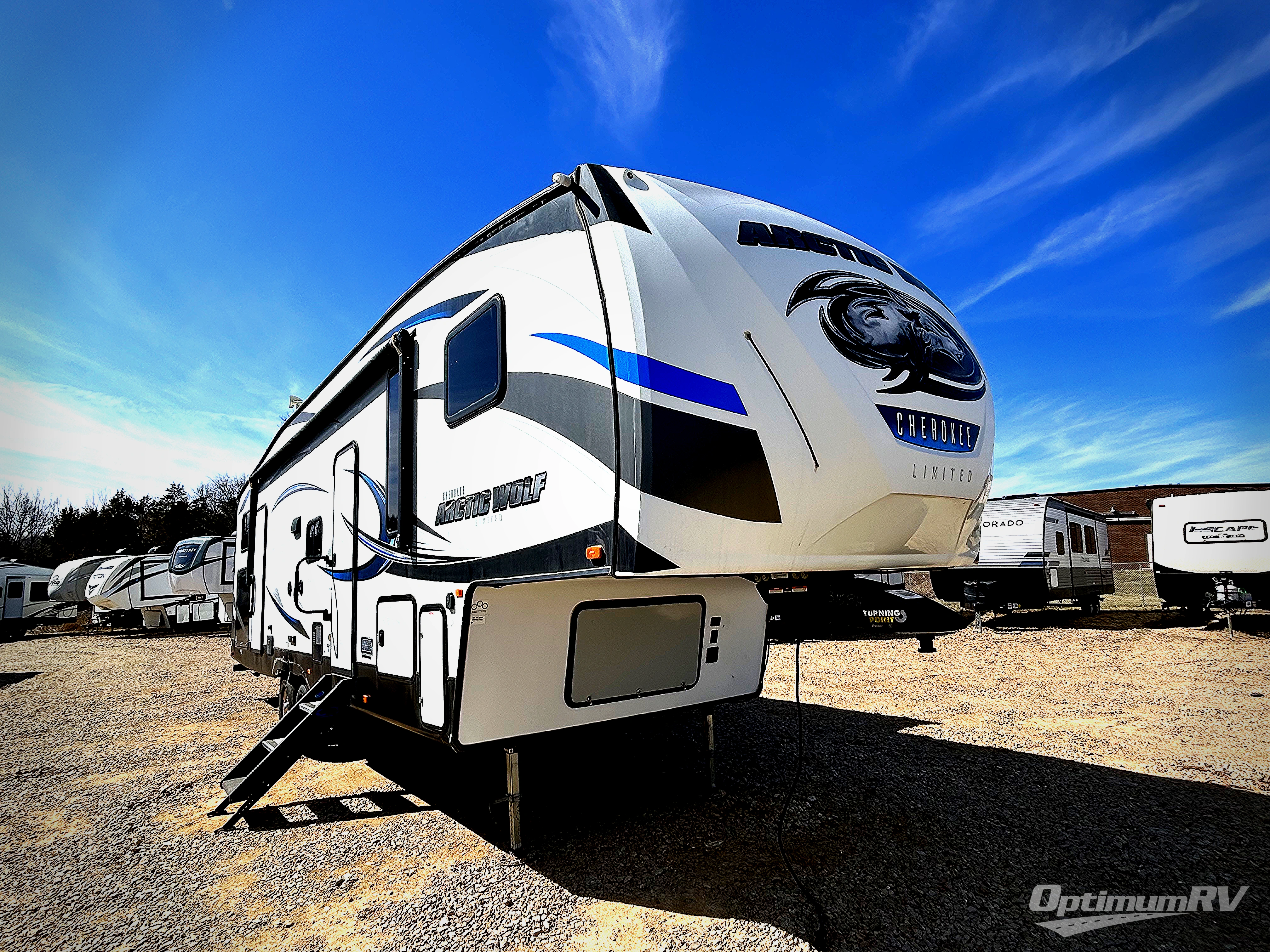 SOLD! - Used 2019 Forest River Cherokee Arctic Wolf 315TBH8 Fifth