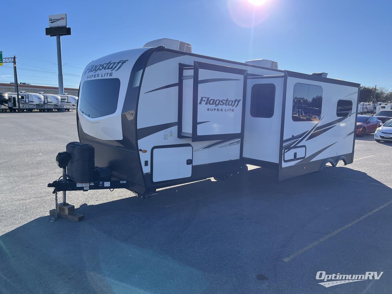 2021 Forest River Flagstaff Super Lite 27BHWS Photo 2