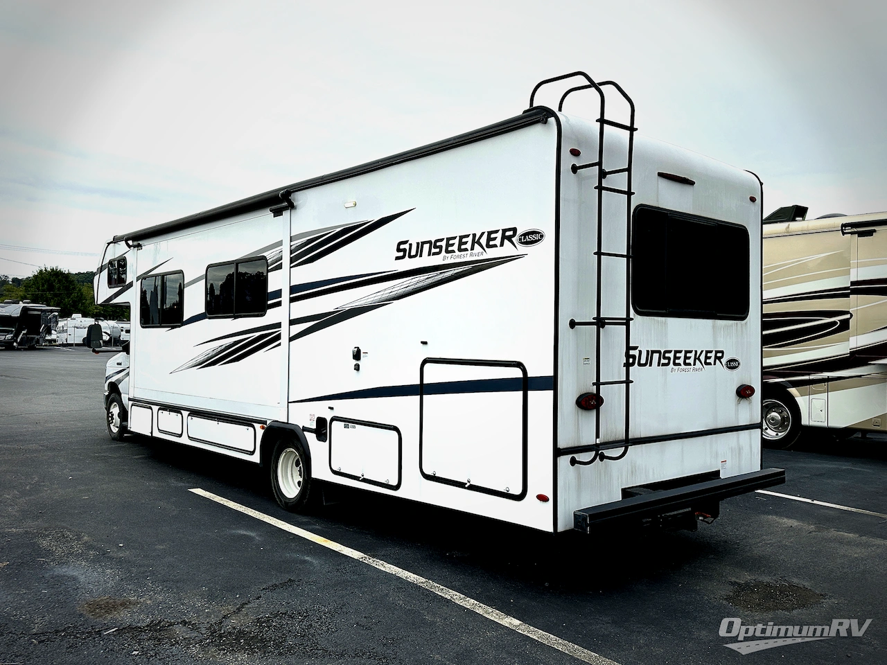 2023 Forest River Sunseeker Classic 3010DS Ford Photo 3