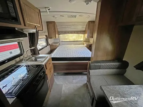 2018 Forest River Flagstaff Micro Lite 19FD RV Photo 3