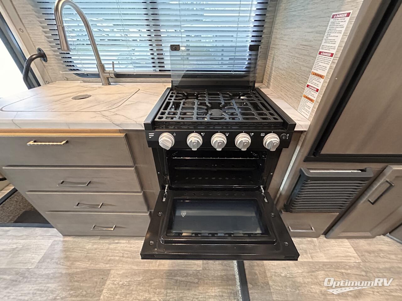 2023 Thor Coleman 22CM Photo 12