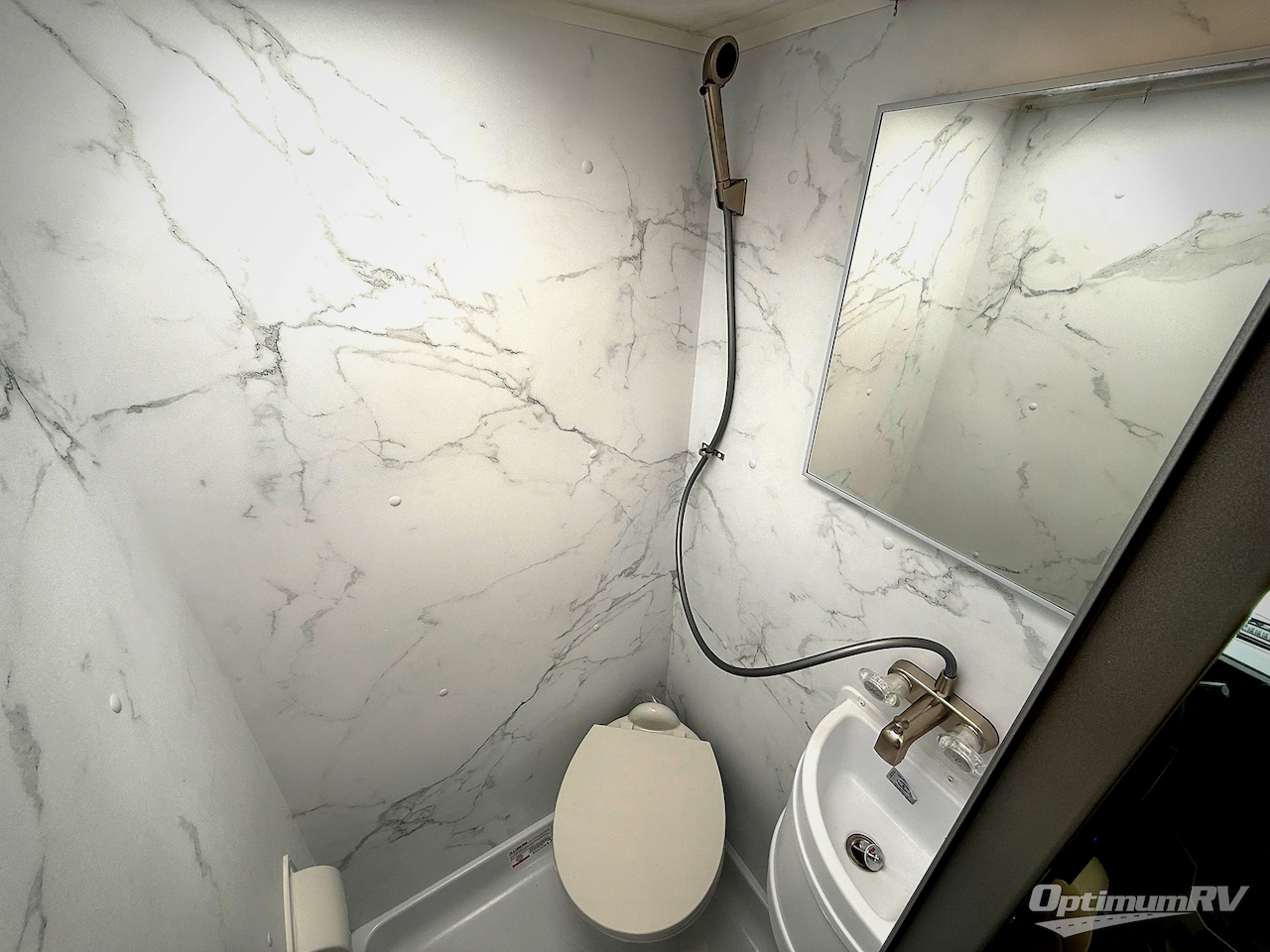 2026 Thor Chateau 19Z Photo 7