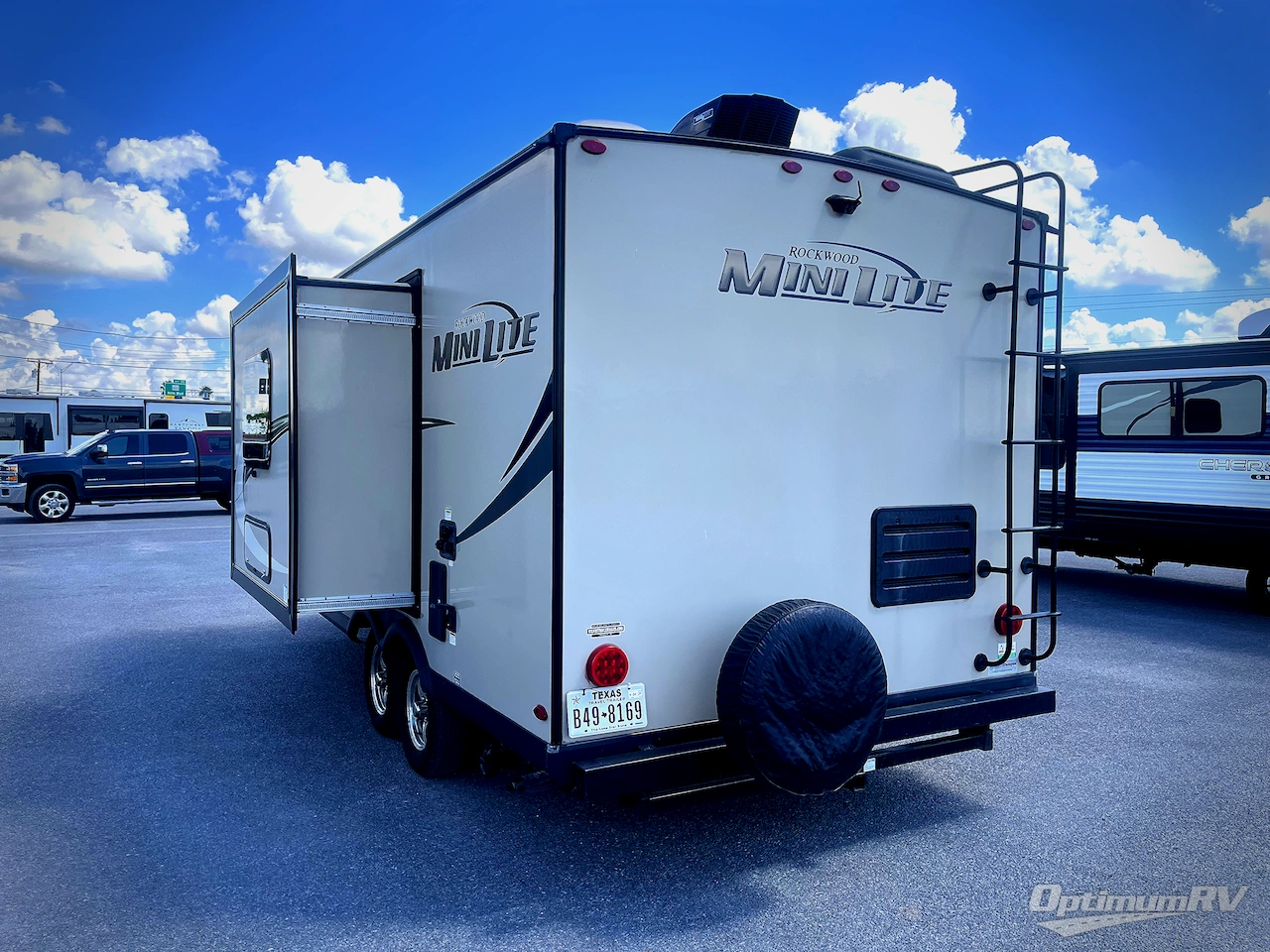 2020 Forest River Rockwood Mini Lite 2109S Photo 3