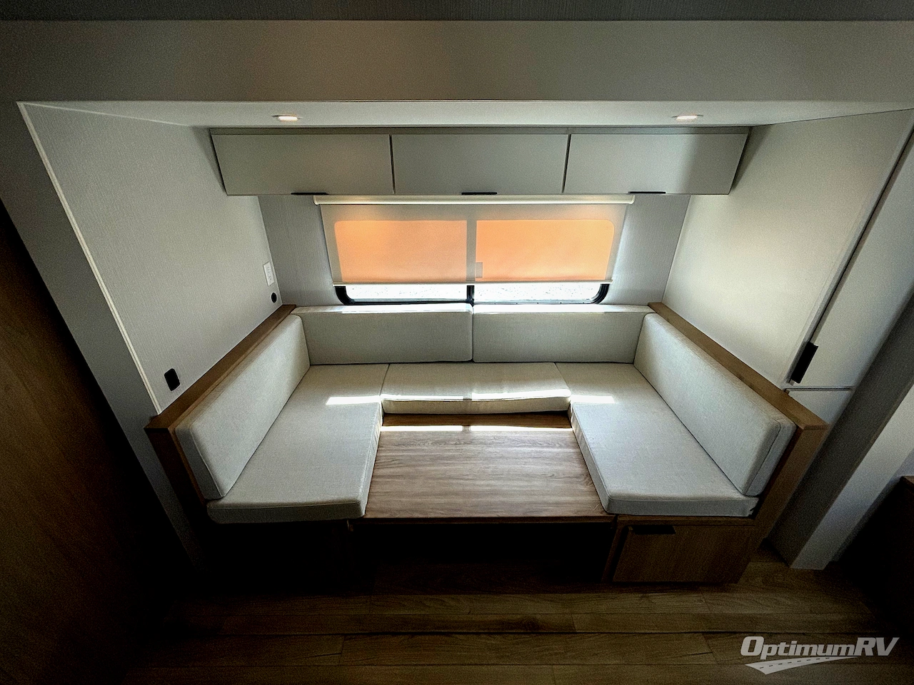 2026 Winnebago Thrive 22MBH Photo 6