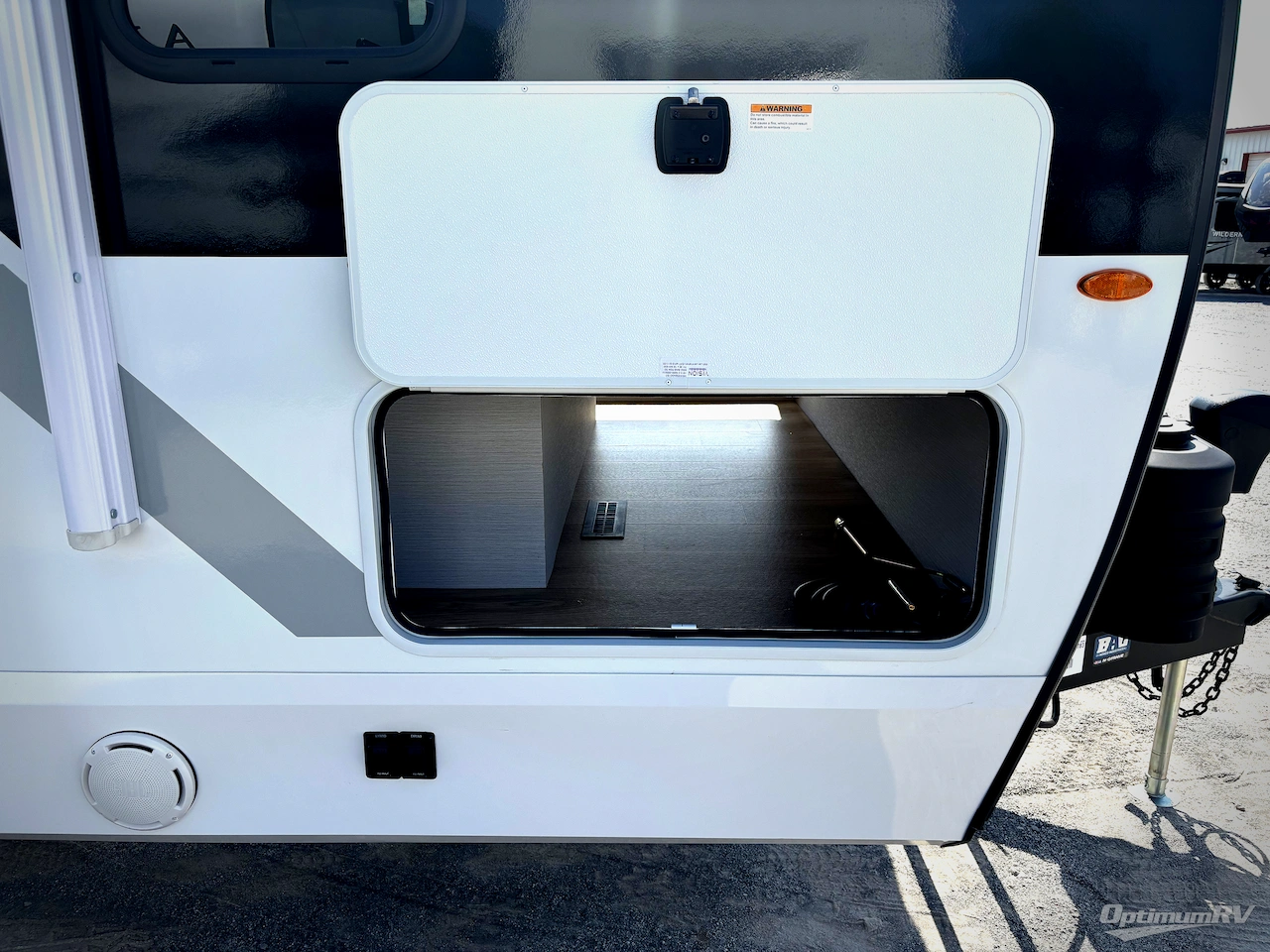 2026 Winnebago Thrive 22MBH Photo 12