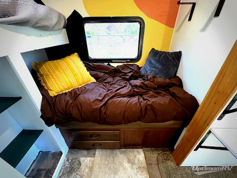 2015 Jayco Jay Flight 32IBTS RV Photo 3