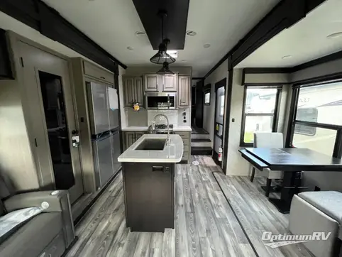 2022 Highland Ridge Mesa Ridge MF284RLS RV Photo 2