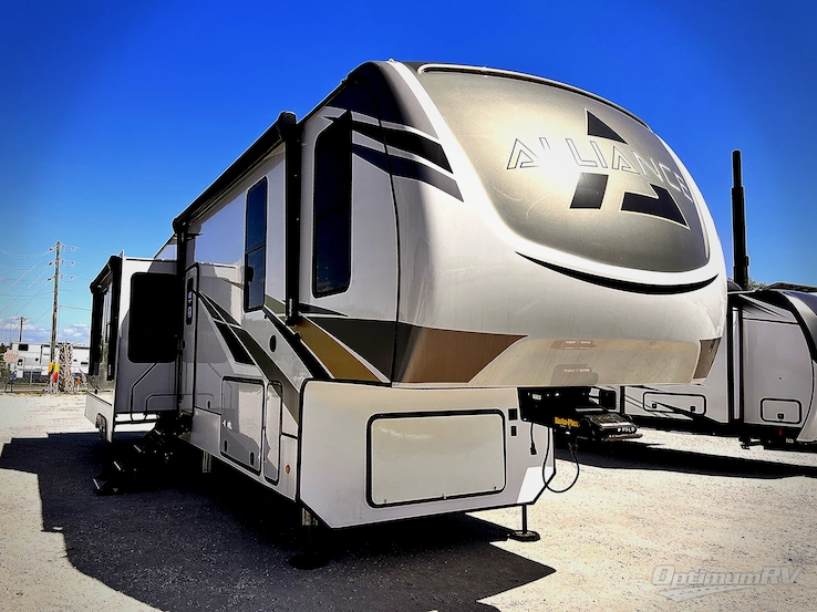 2022 Alliance Paradigm 372RK RV Photo 1
