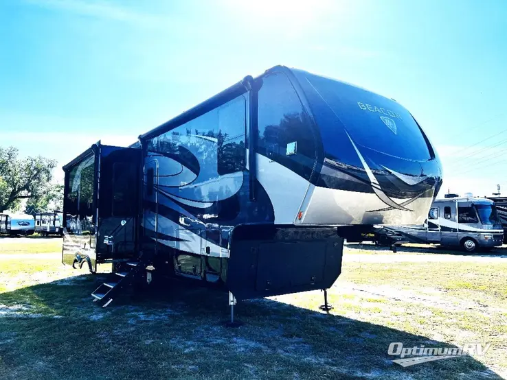 2020 VanLeigh Beacon 34RLB RV Photo 1