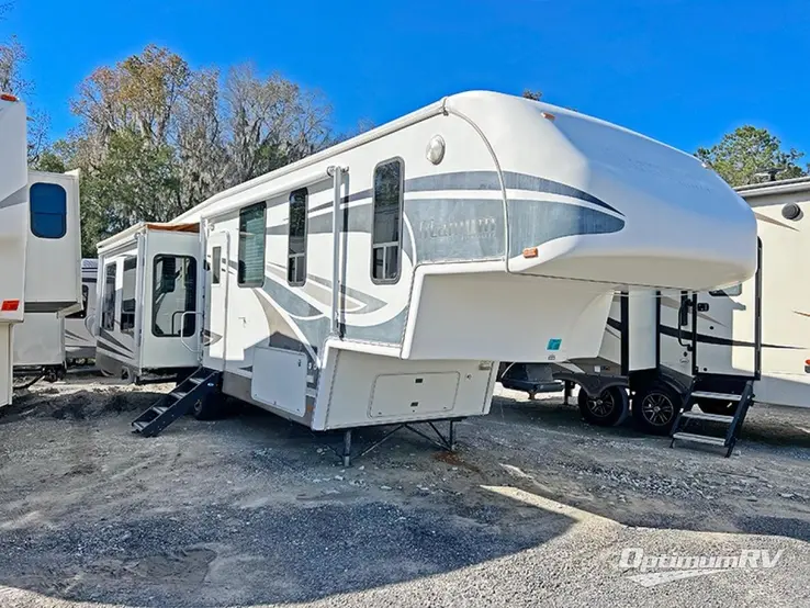 2008 Glendale Titanium Tour Edition 36E41KB RV Photo 1