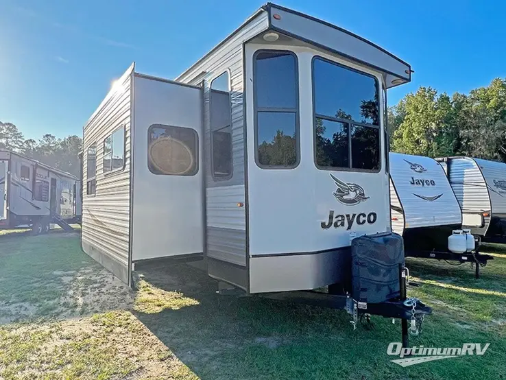 2020 Jayco Jay Flight 40LOFT RV Photo 1