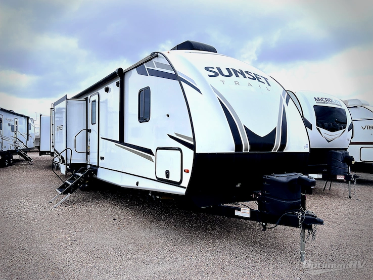 2023 CrossRoads Sunset Trail SS331BH RV Photo 1