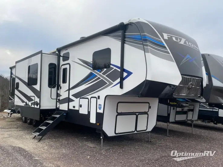 2021 Keystone Fuzion 430 RV Photo 1