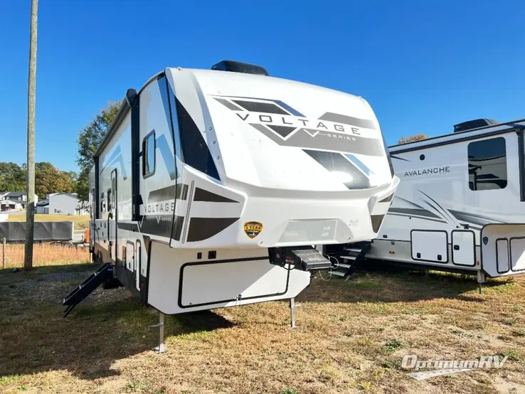 2024 Dutchmen Voltage 3800 RV Photo 1