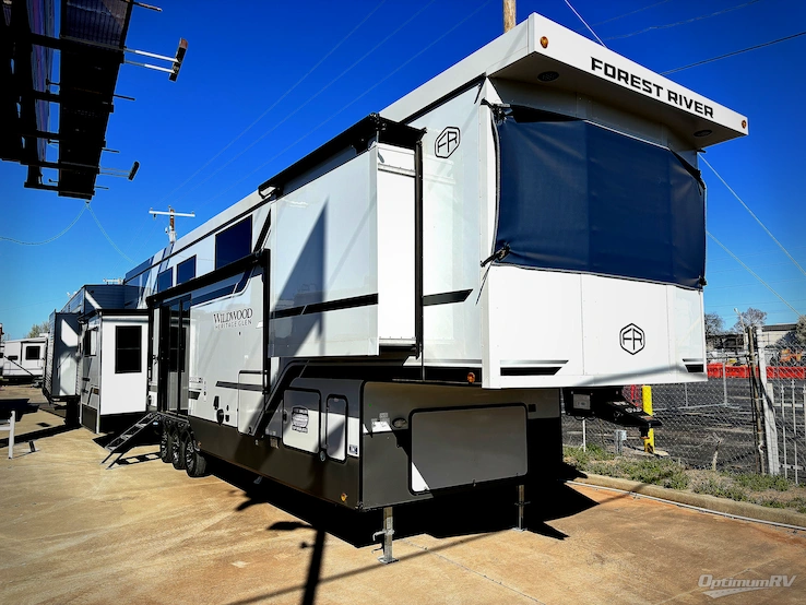 2025 Forest River Wildwood Heritage Glen ROOST43 RV Photo 1