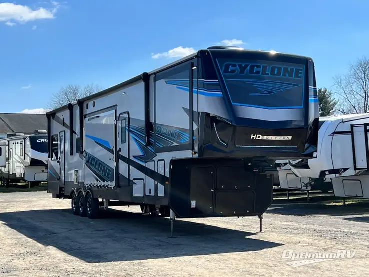 2024 Heartland Cyclone 4270 RV Photo 1