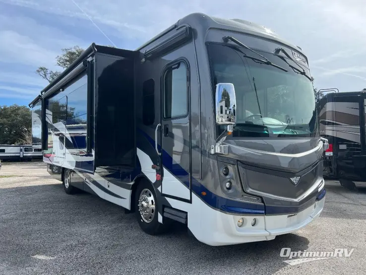 2021 Fleetwood Discovery 36Q RV Photo 1