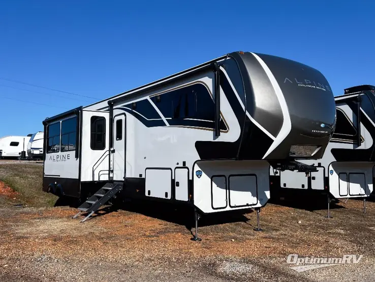 2024 Keystone Avalanche 390DS RV Photo 1