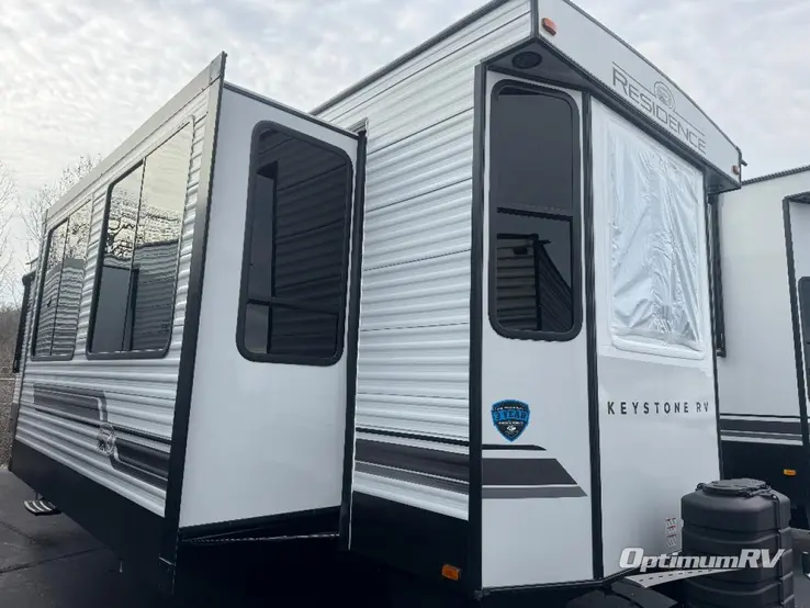 2024 Keystone Residence 40LOFT RV Photo 1