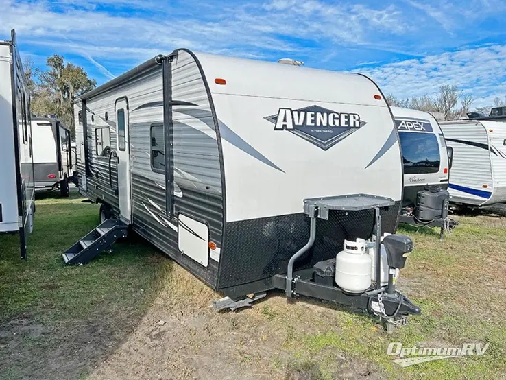 2019 Prime Time Avenger 26BH RV Photo 1