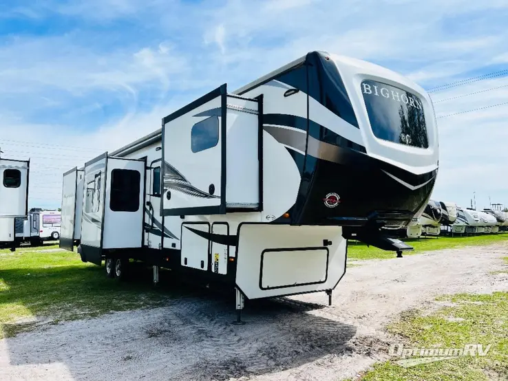 2021 Heartland Bighorn 3995FK RV Photo 1