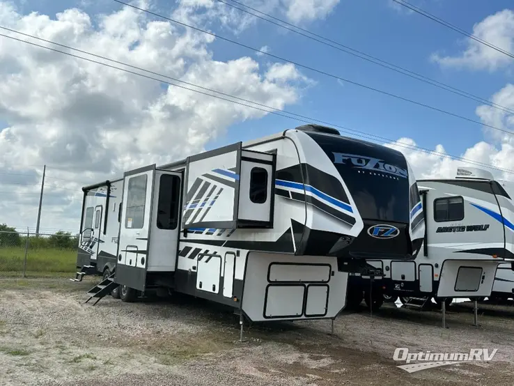 2022 Keystone Fuzion 429 RV Photo 1