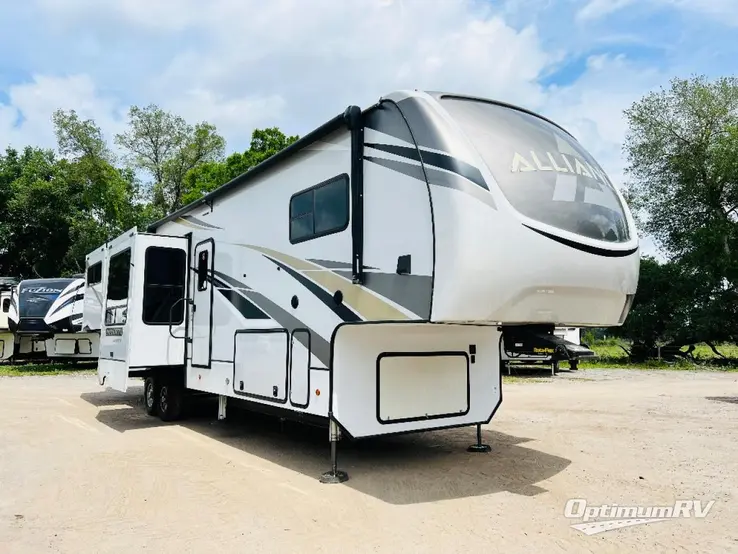 2021 Alliance Paradigm 365RD RV Photo 1