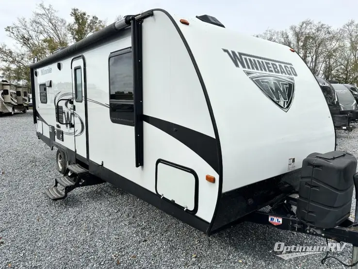 2018 Winnebago Towables Minnie 2500RL RV Photo 1