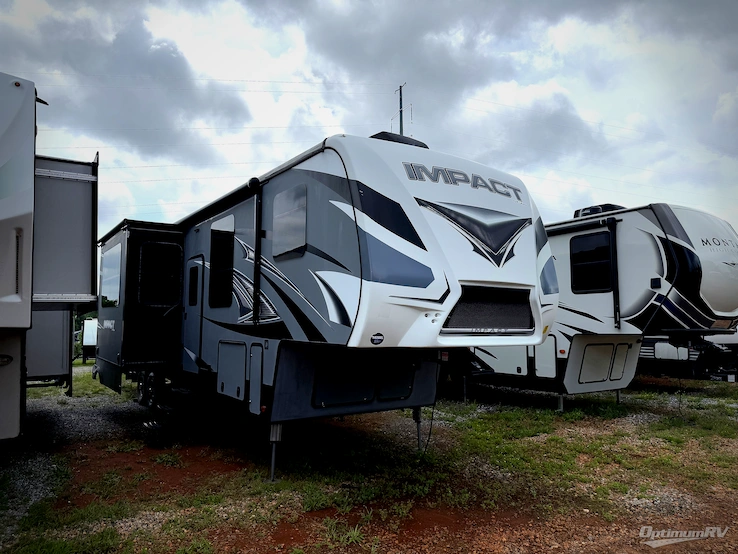 2017 Keystone Impact 361 RV Photo 1