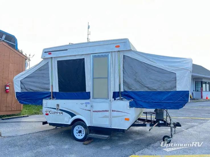 2008 Coachmen Clipper Sport 806 RV Photo 1