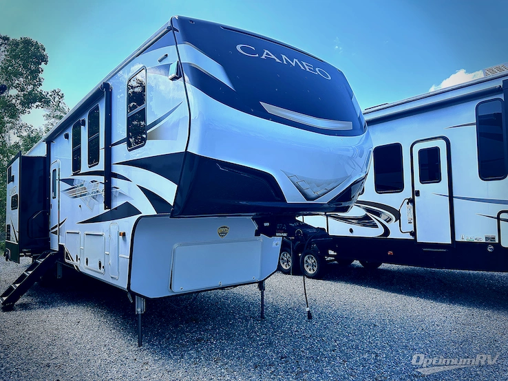 2023 CrossRoads Cameo CE4051BH RV Photo 1