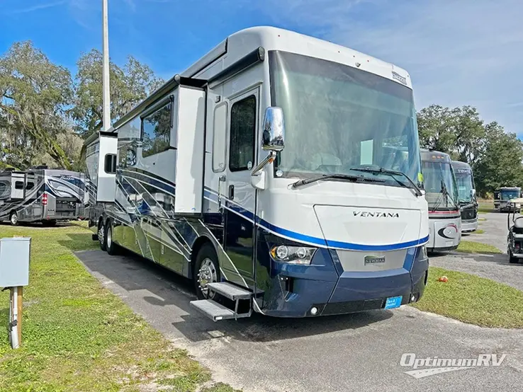 2022 Newmar Ventana 4369 RV Photo 1