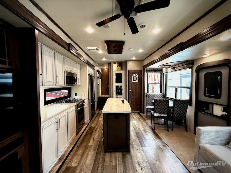 2021 KZ Durango Gold G383RLQ RV Photo 1