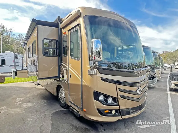 2012 Monaco Knight 40 DFT RV Photo 1