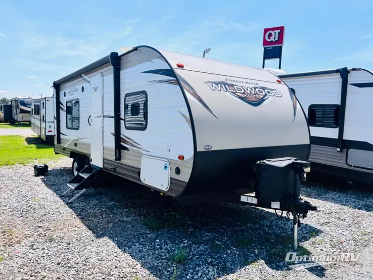 2018 Forest River Wildwood X-Lite 241QBXL RV Photo 1