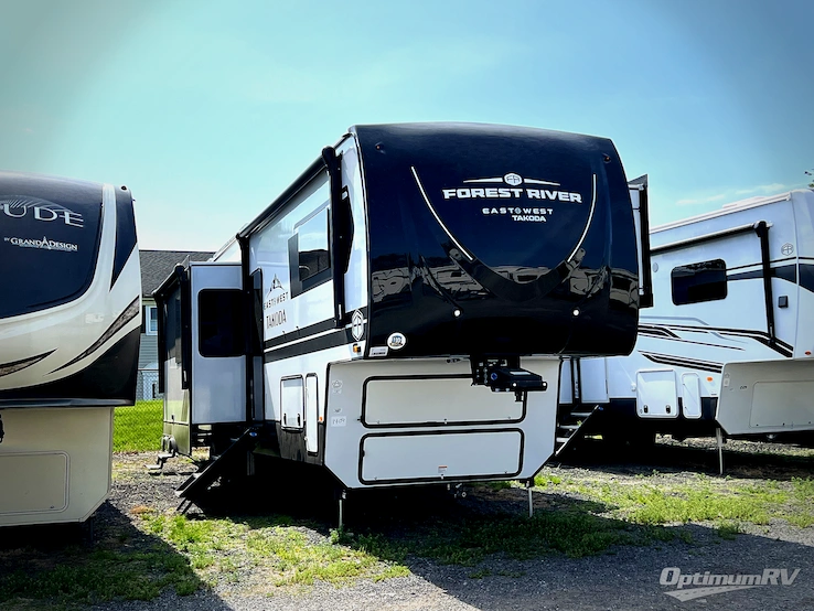 2025 East To West Takoda 399TH RV Photo 1