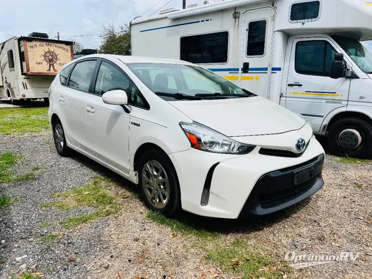 2016 Toyota Prius Prius RV Photo 1