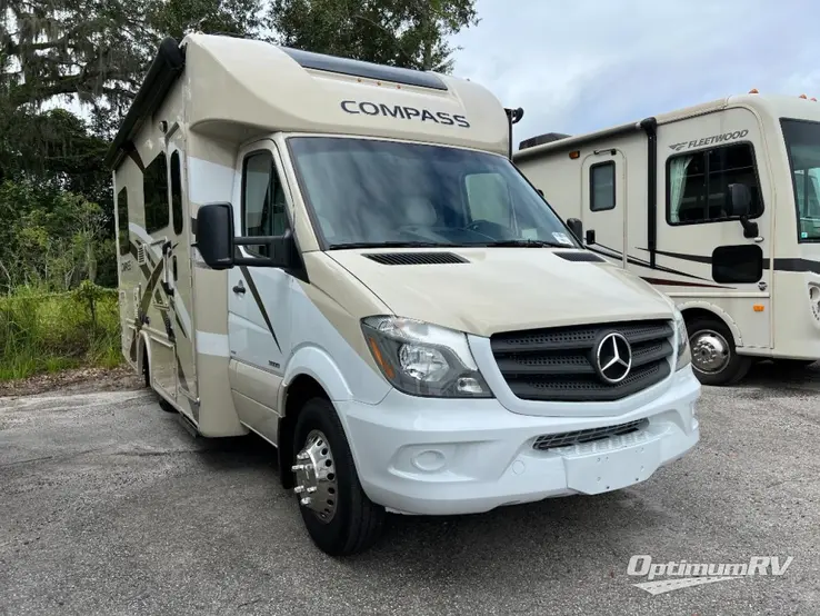 2017 Thor Compass 24TX RV Photo 1