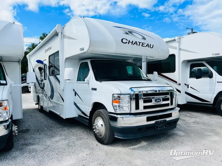 2022 Thor Chateau 27R RV Photo 1