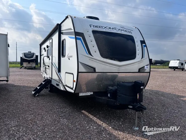 2022 Coachmen Freedom Express Ultra Lite 252RBS RV Photo 1